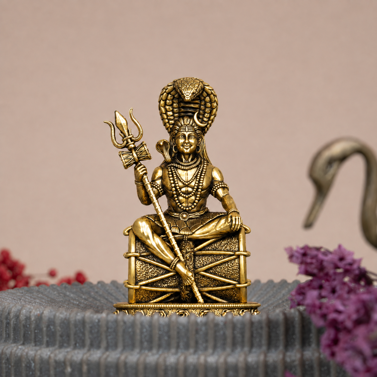 Divya Lord Shiva Ji Brass Idol with Trishul & Damru (Gold Finish)